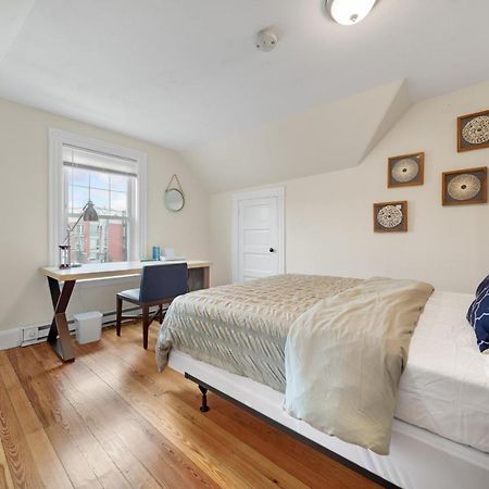 5Br 2Bh Bright & Spacious Apt In Brighton Boston Buitenkant foto